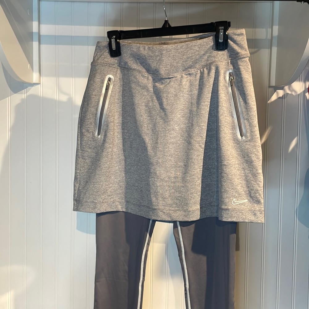 Nike Golf Tour Performance skirt with leggings size Medium